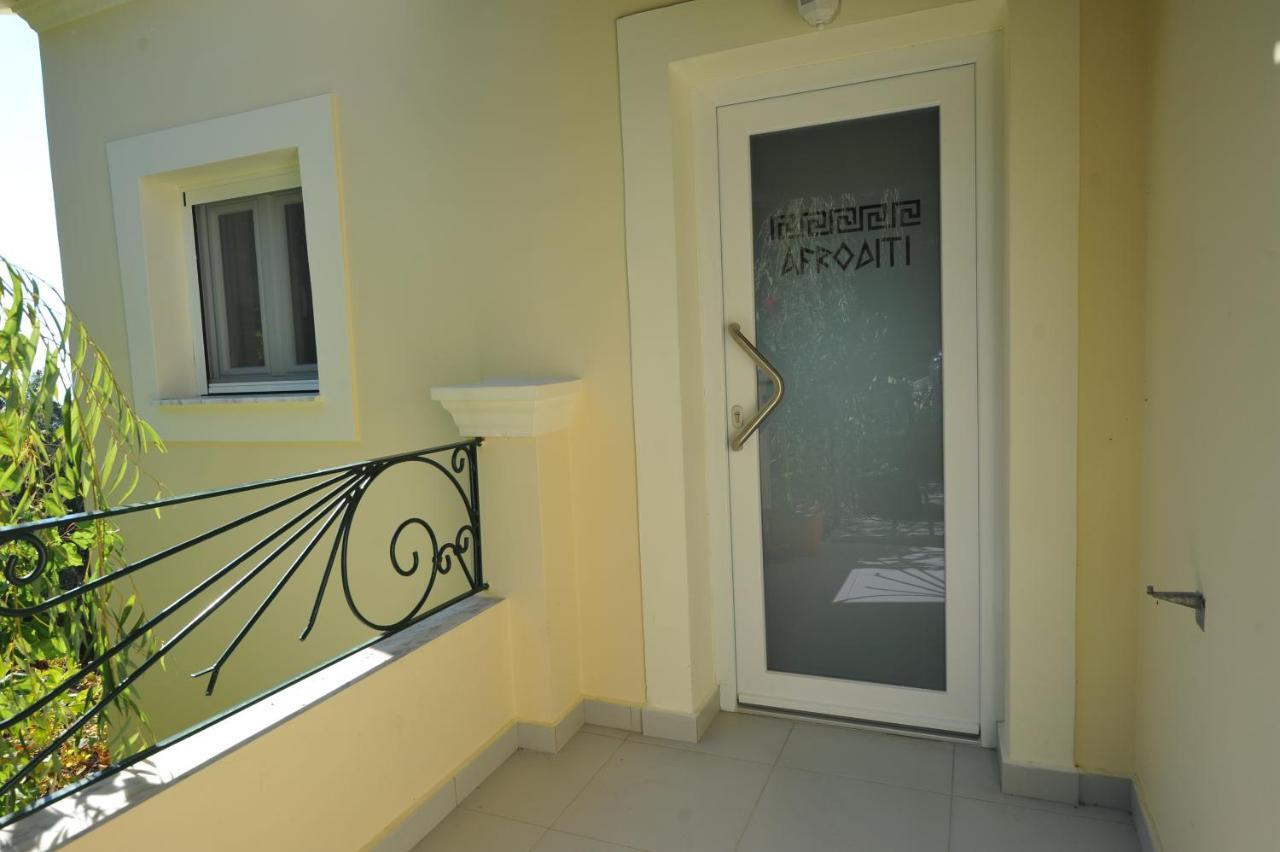 Villa Theodora View Apartments Afroditi 圣佐治欧斯帕贡 外观 照片